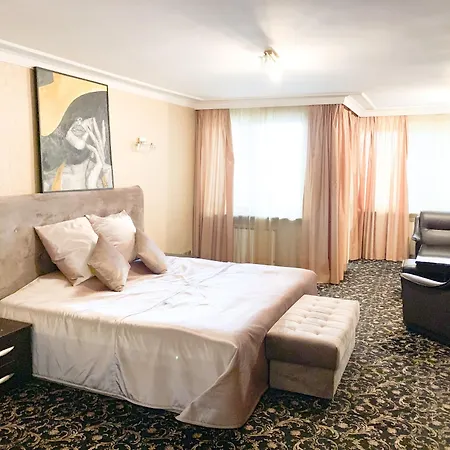 מלון Atlantic - Free Parking 3*